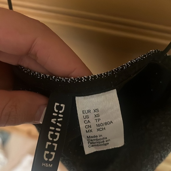 Black and silver sparkly going out crop top - Picture 2 of 4